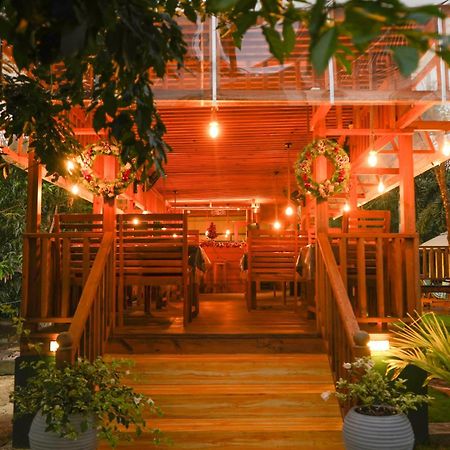 White Land City Hotel Dambulla Eksteriør billede