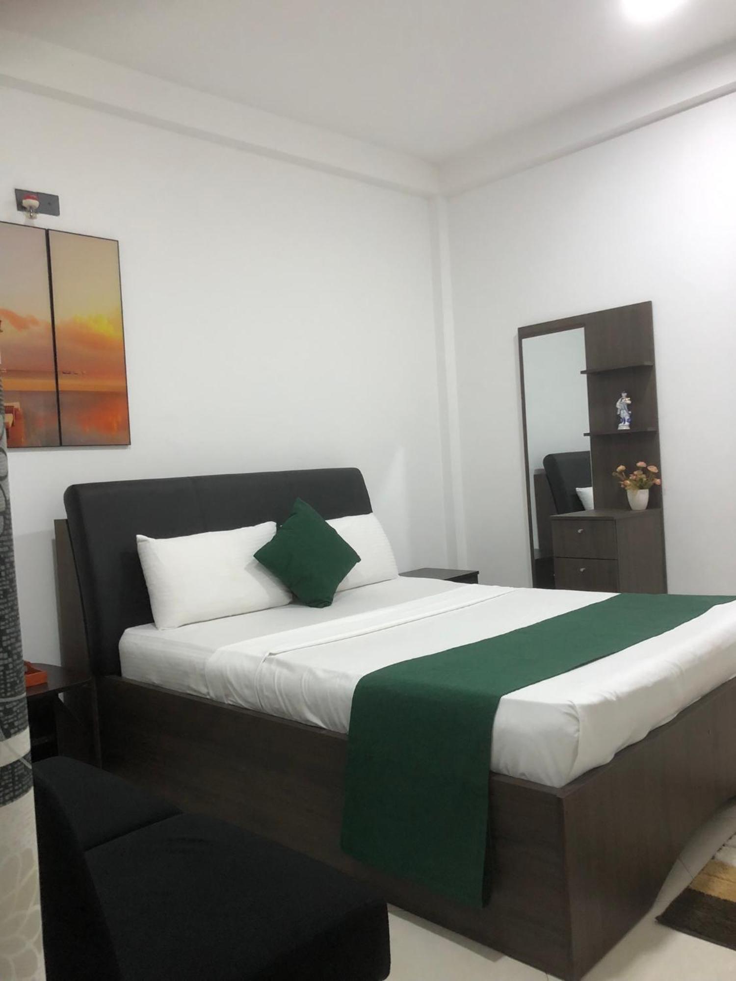 White Land City Hotel Dambulla Eksteriør billede