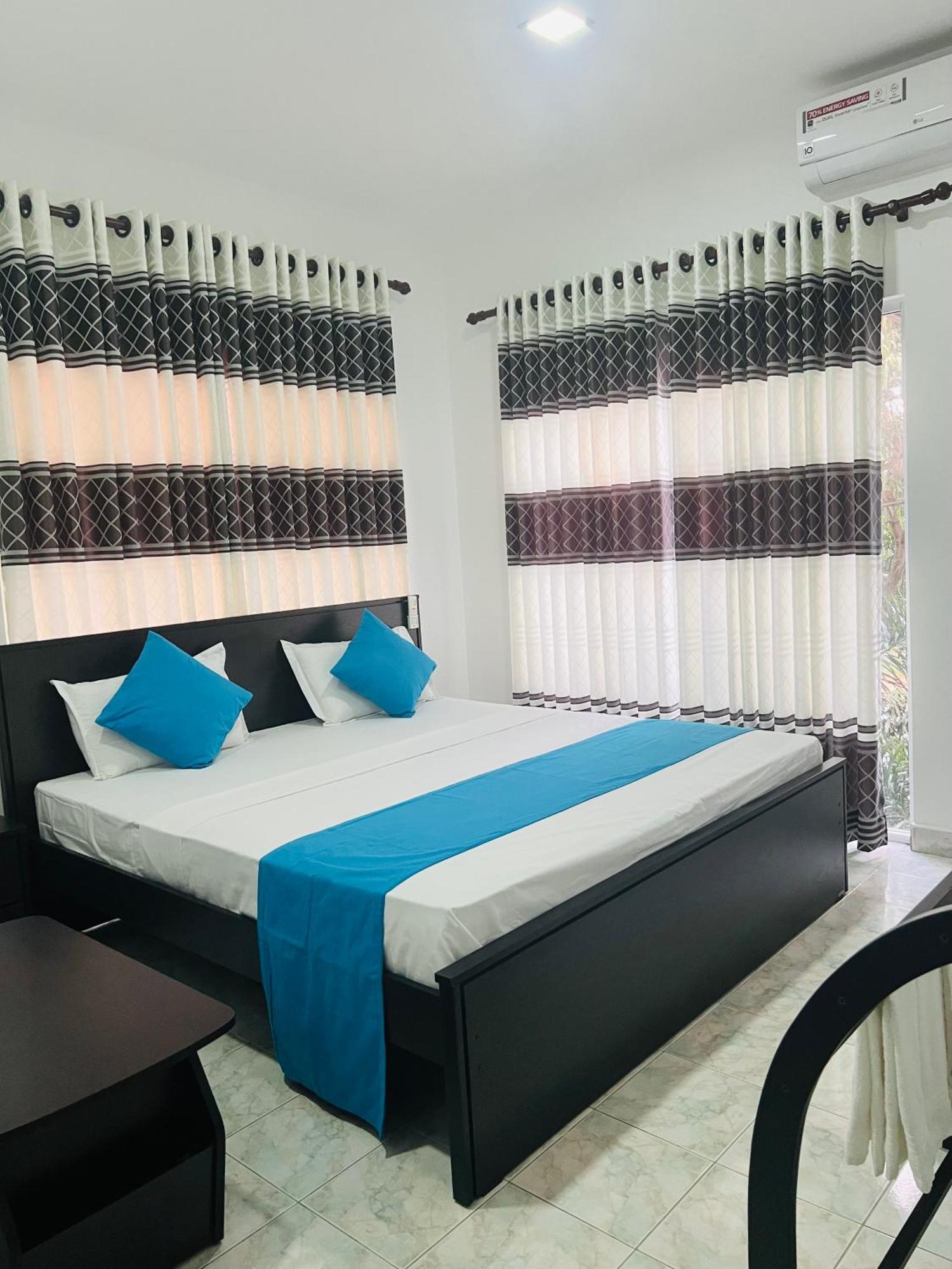White Land City Hotel Dambulla Eksteriør billede
