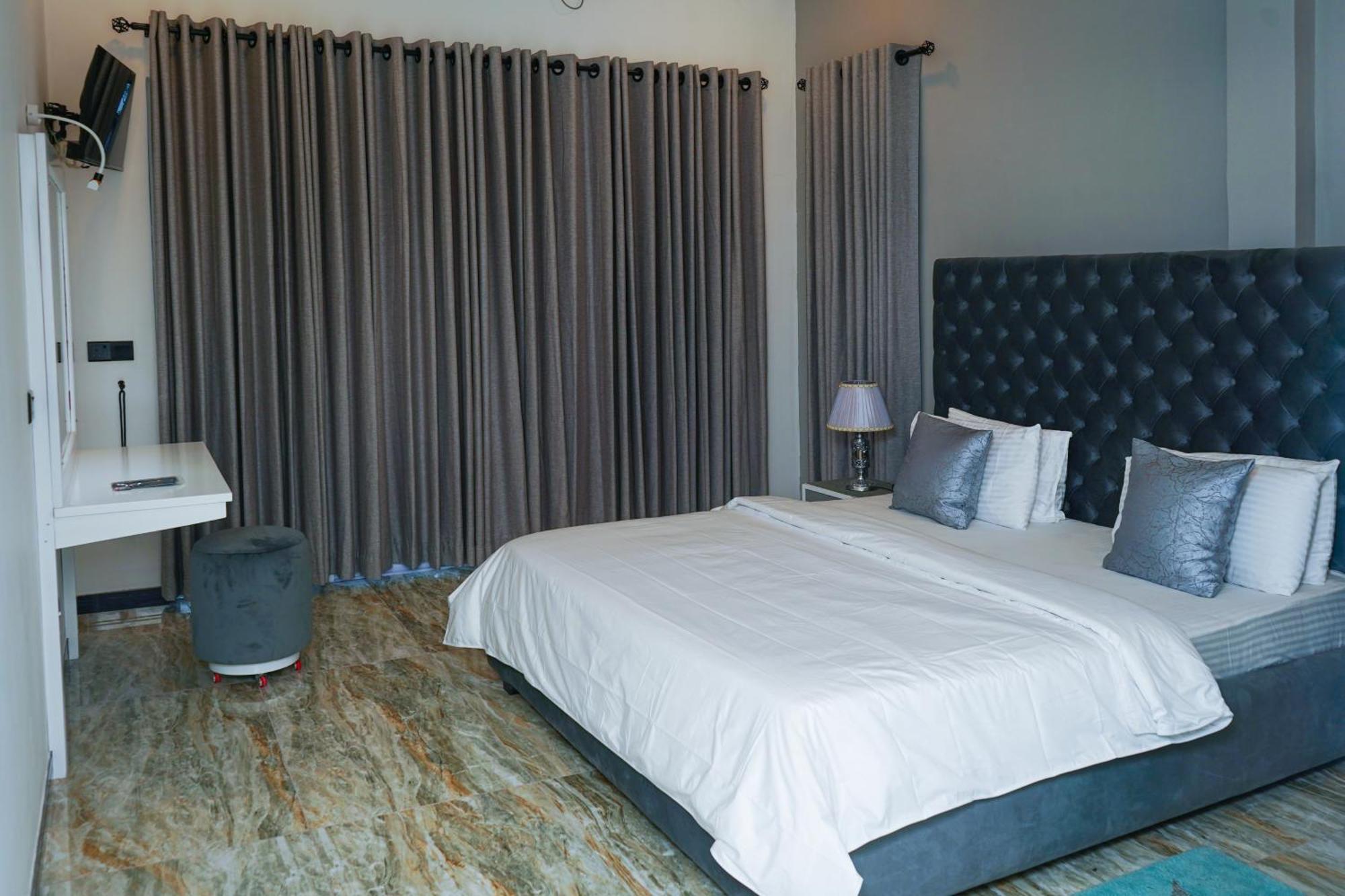 White Land City Hotel Dambulla Eksteriør billede